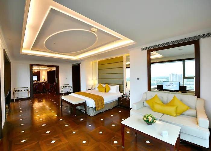 Crowne Plaza Kochi By Ihg