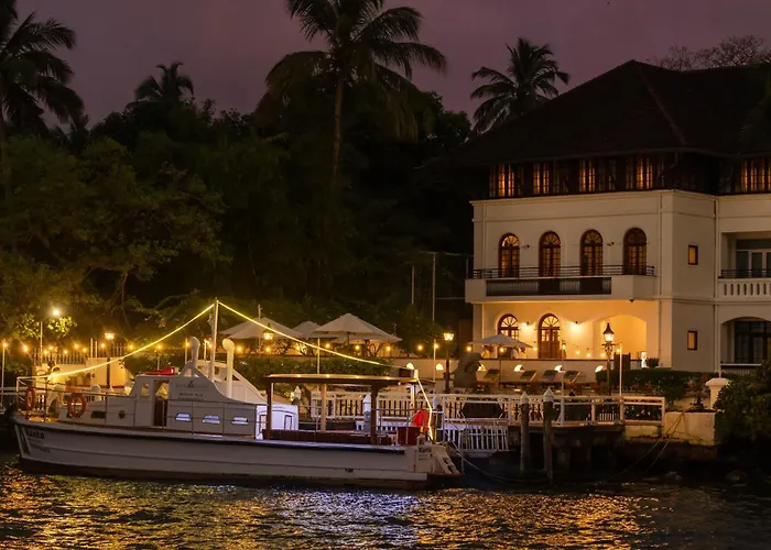 Brunton Boatyard - A Cgh Earth Experience